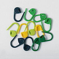 Locking stitch markers